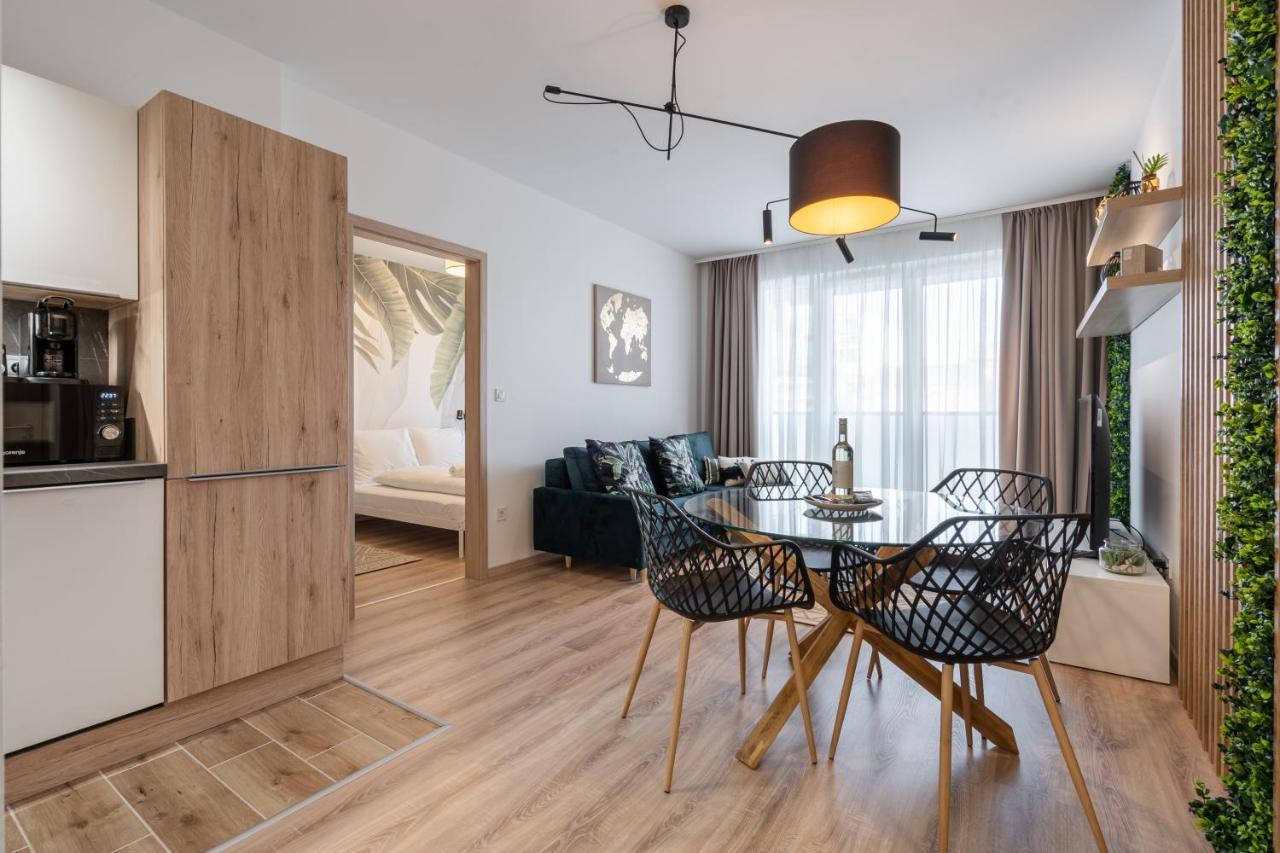 Westside River Apartment Budapest Eksteriør billede