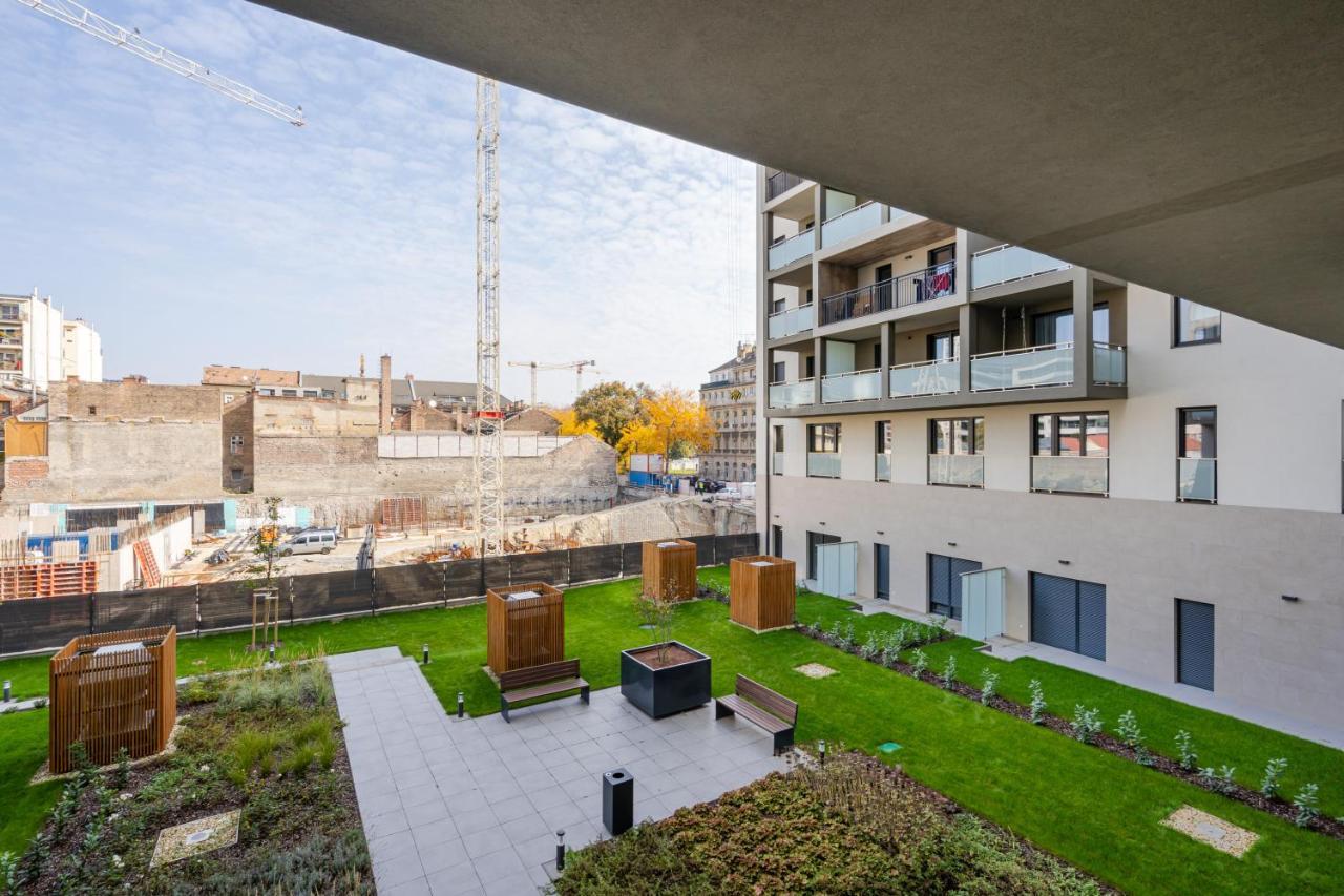 Westside River Apartment Budapest Eksteriør billede
