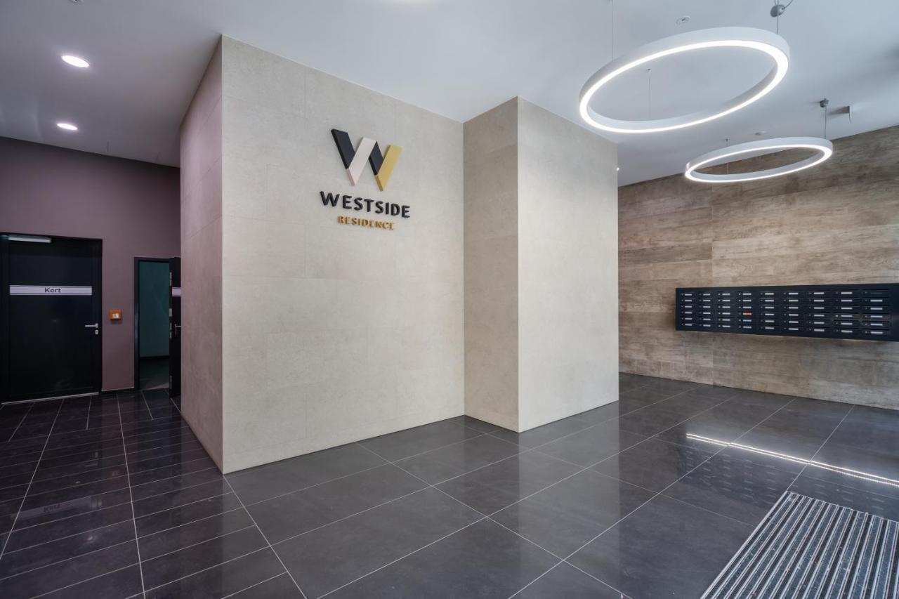 Westside River Apartment Budapest Eksteriør billede